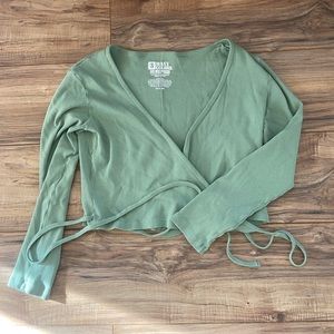 Light Green Big Bud Press Wrap Top